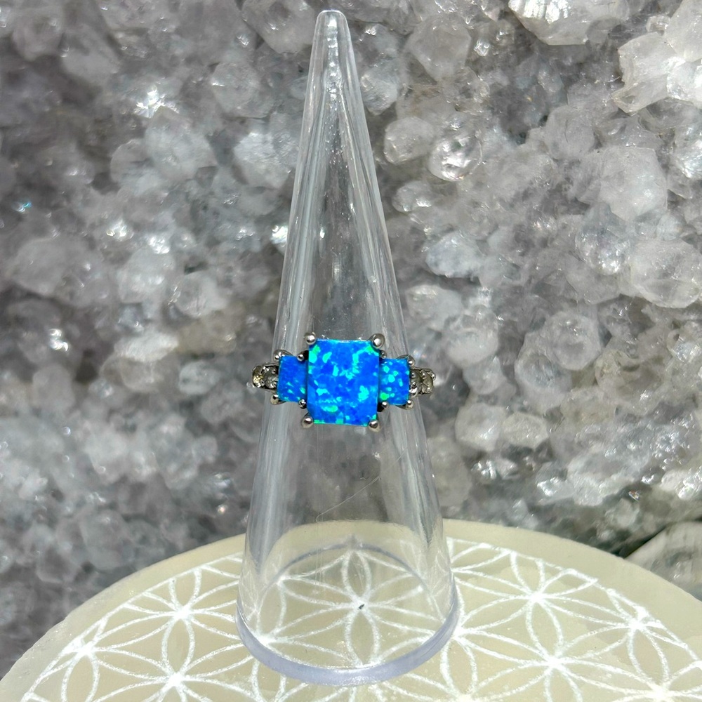 Opal ring